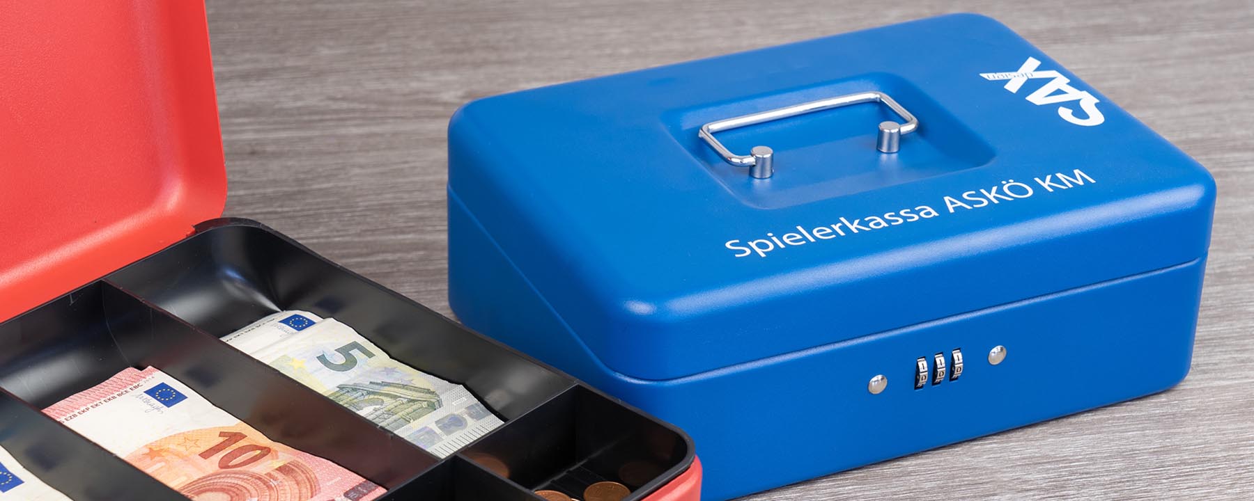 SAX Geldkassetten mit individuellem Aufdruck personalisiert mit Namen bedruckt